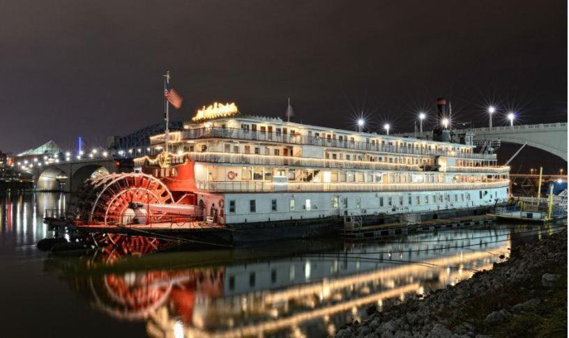 Delta Queen Hotel チャタヌーガ エクステリア 写真